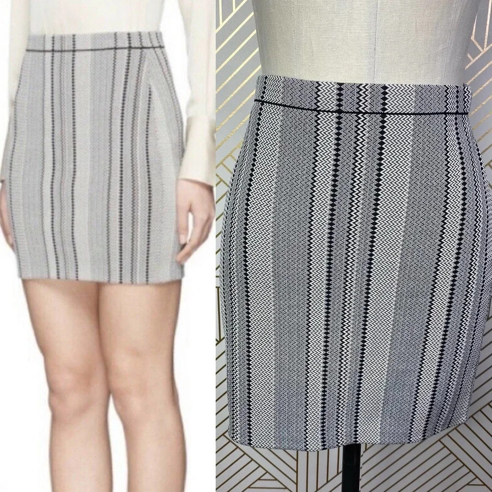 Theory Nellida Zig-Zag Stripe Mini Knit Skirt in Black & Cream Size US Small